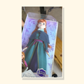 Muñeca Frozen Anna con vestido