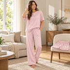 Conjunto acanalado de tres piezas · rosa · escena de uso