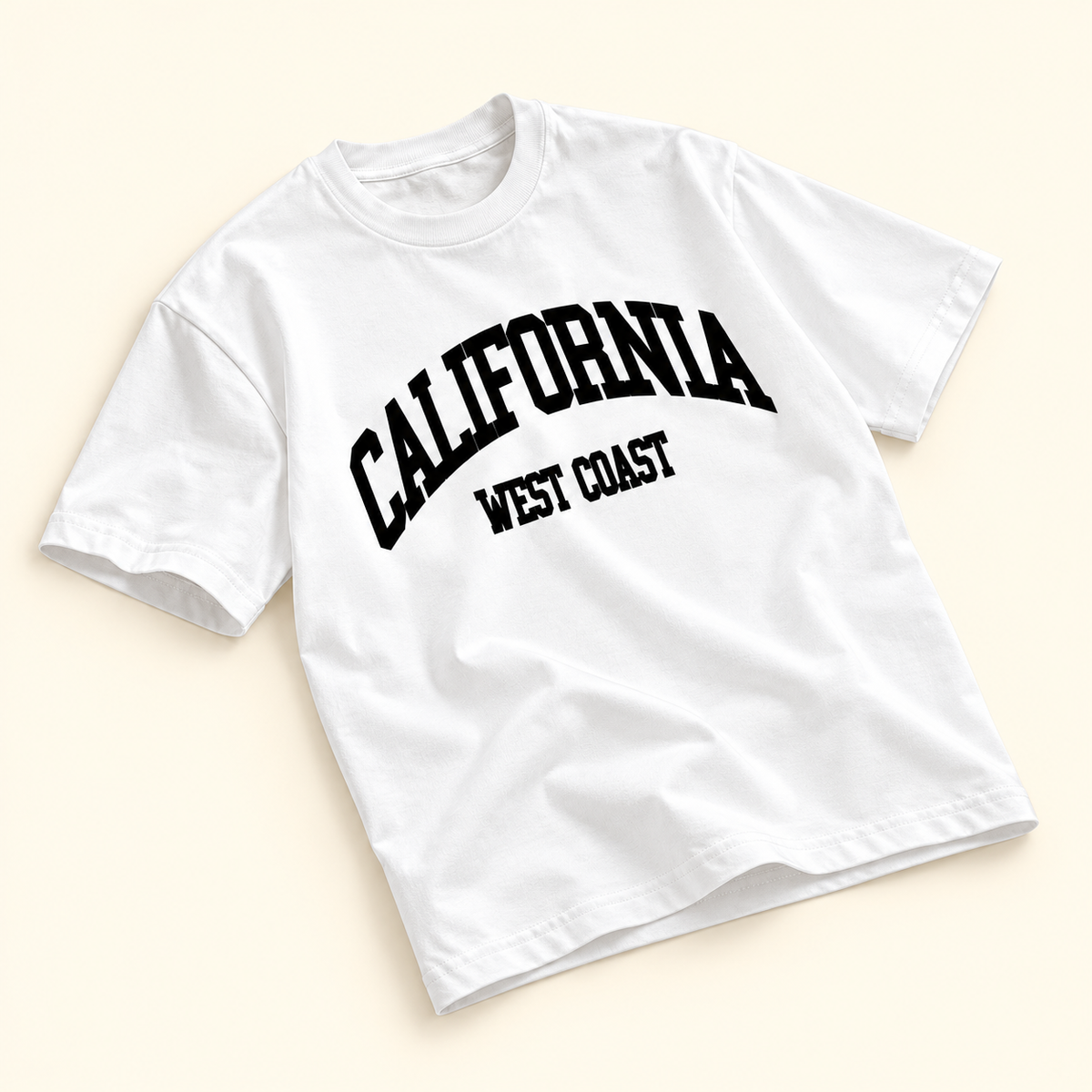 Playera blanca California West Coast Blanco, talla XL. Vista de detalle desde otro ángulo.