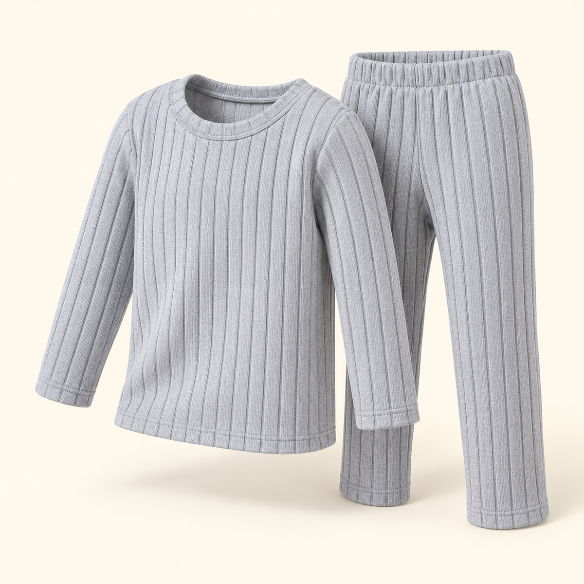 Conjunto liso niña (blusa + pantalón) Gris, vista oblicua reconstruida