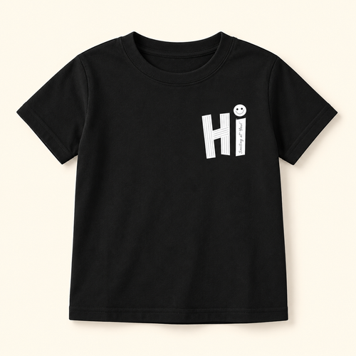 Playera negra HI, frente reconstruido