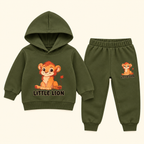 Conjunto verde con león y capucha para bebé · 12–18 meses · 01-frente · reconstrucción