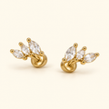 Aretes de hojas con piedras claras