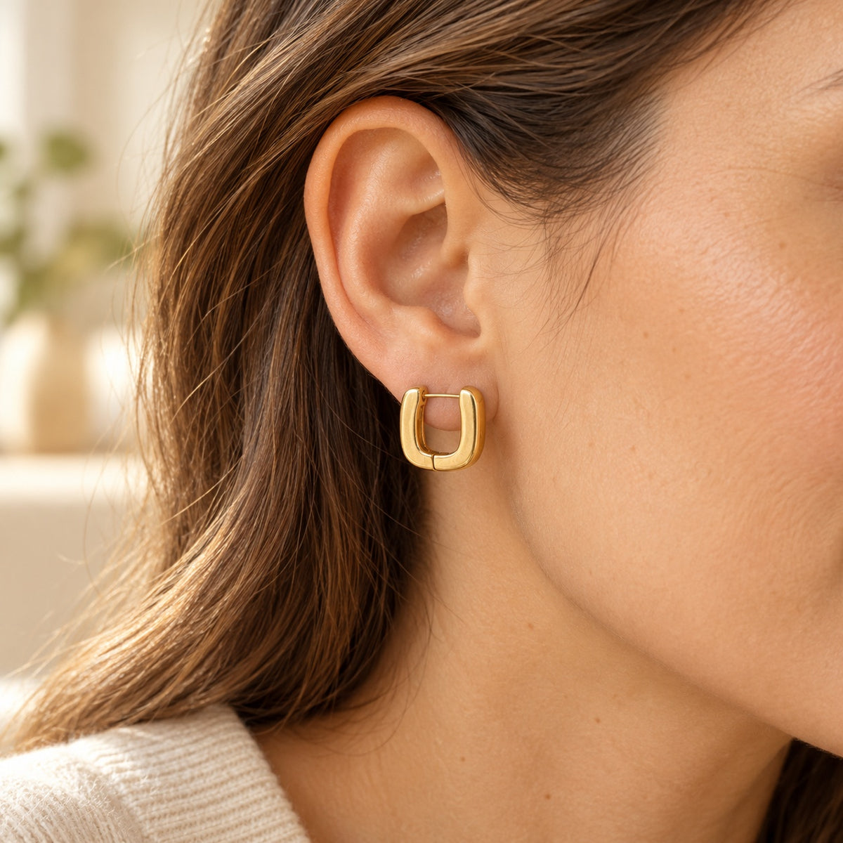 Aretes cuadrados abiertos, tipo U, ejemplo de uso