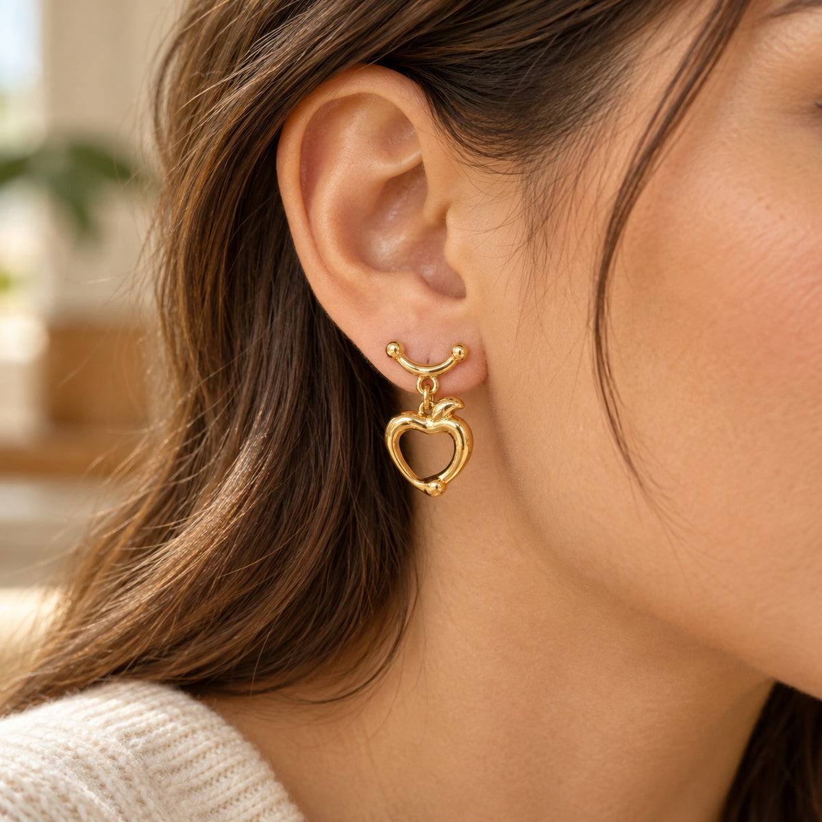 Aretes de figura calada, ejemplo de uso