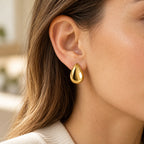 Aretes dorados de gota, ejemplo de uso