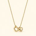 Collar con corazón y figura calada
