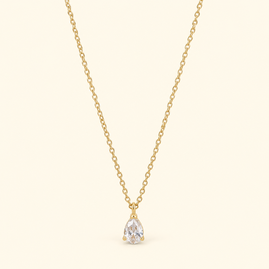Collar con piedra clara